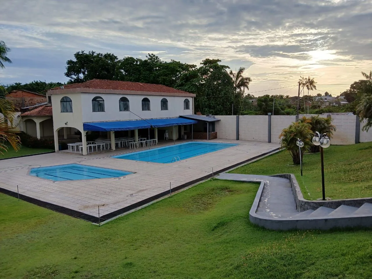 Área de 3.000m2