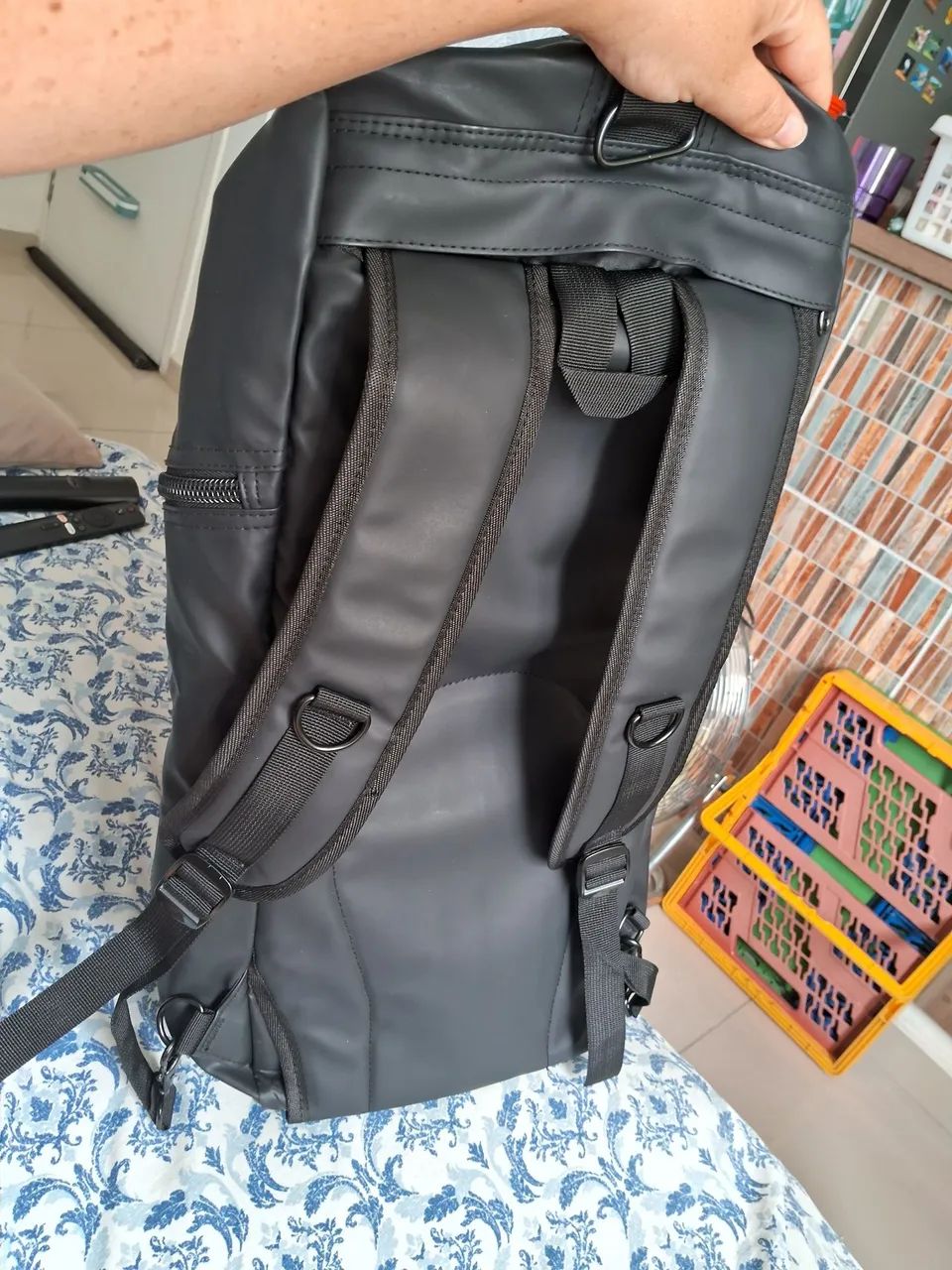 Mochila / Bolsa 2 em 1 Preta perfeita academia nova - Foto 4