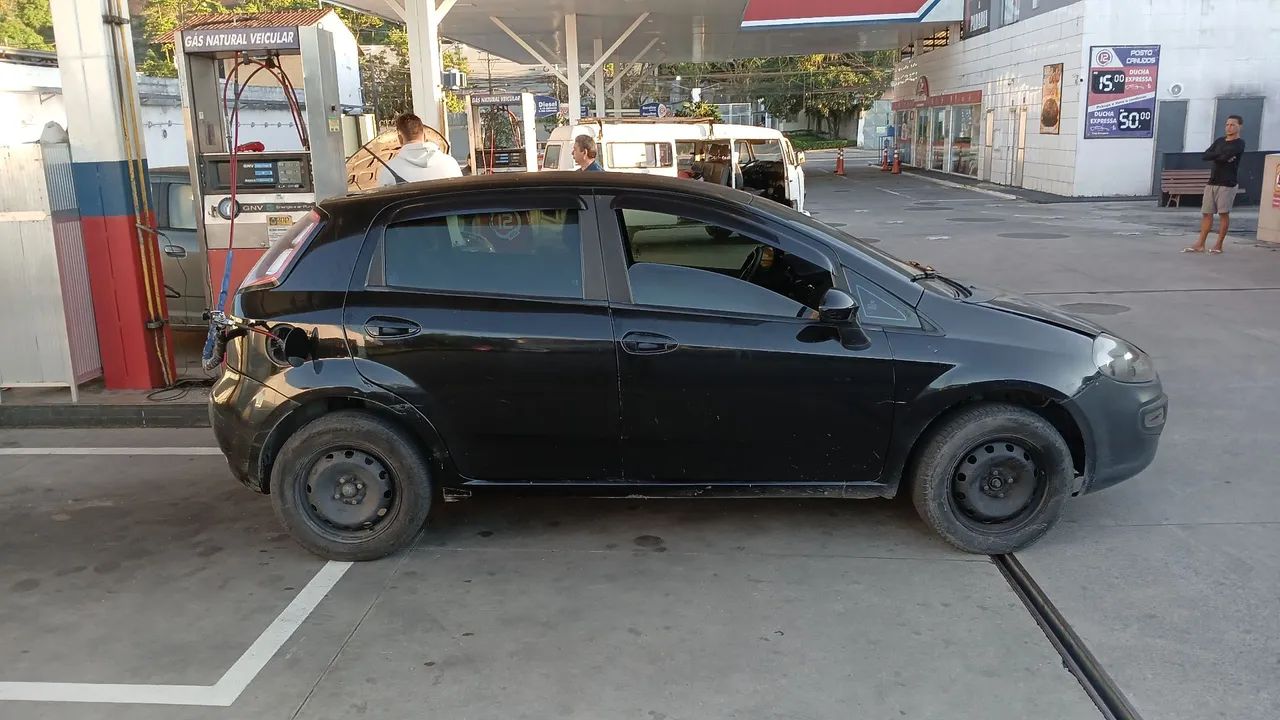 Fiat punto  com. Melhor preço. 