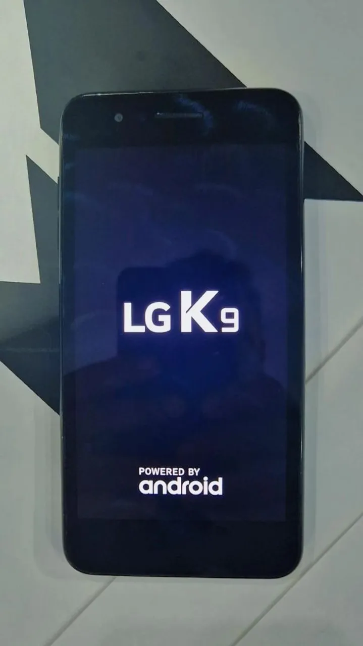Cel LG k9