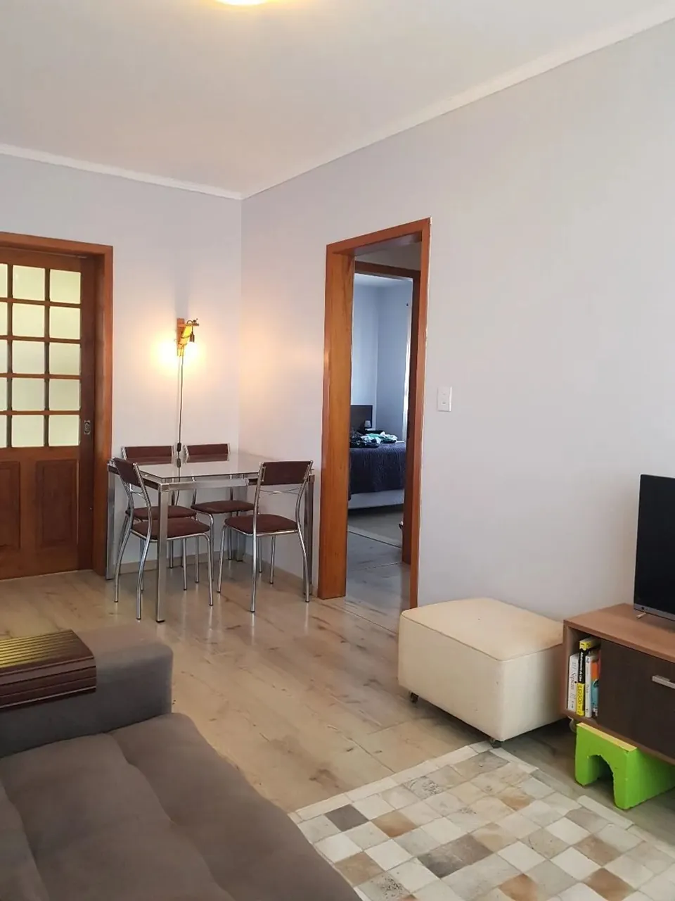 Apartamento 2 dormitórios, 2 vagas, no Bairro Nonoai.