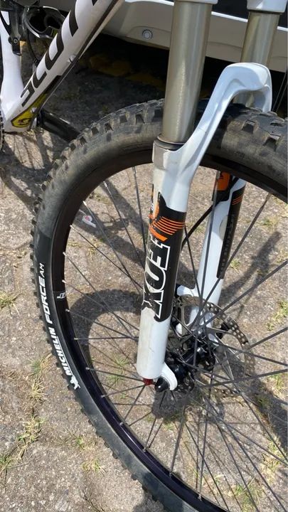Bicicleta Scott carbono ( somente venda  ) 5 MIL PRA VENDER RÁPIDO !!! Não entrego !!! - Foto 2