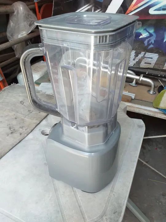 Liquidificador potente Oster 1100 watts leiam... - Foto 4