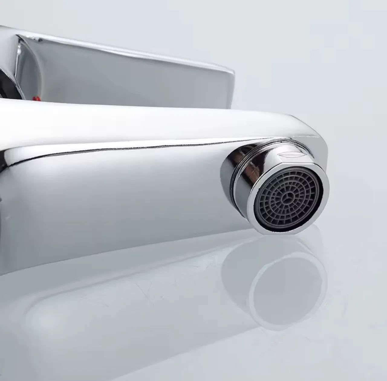 Torneira banheiro - Foto 3