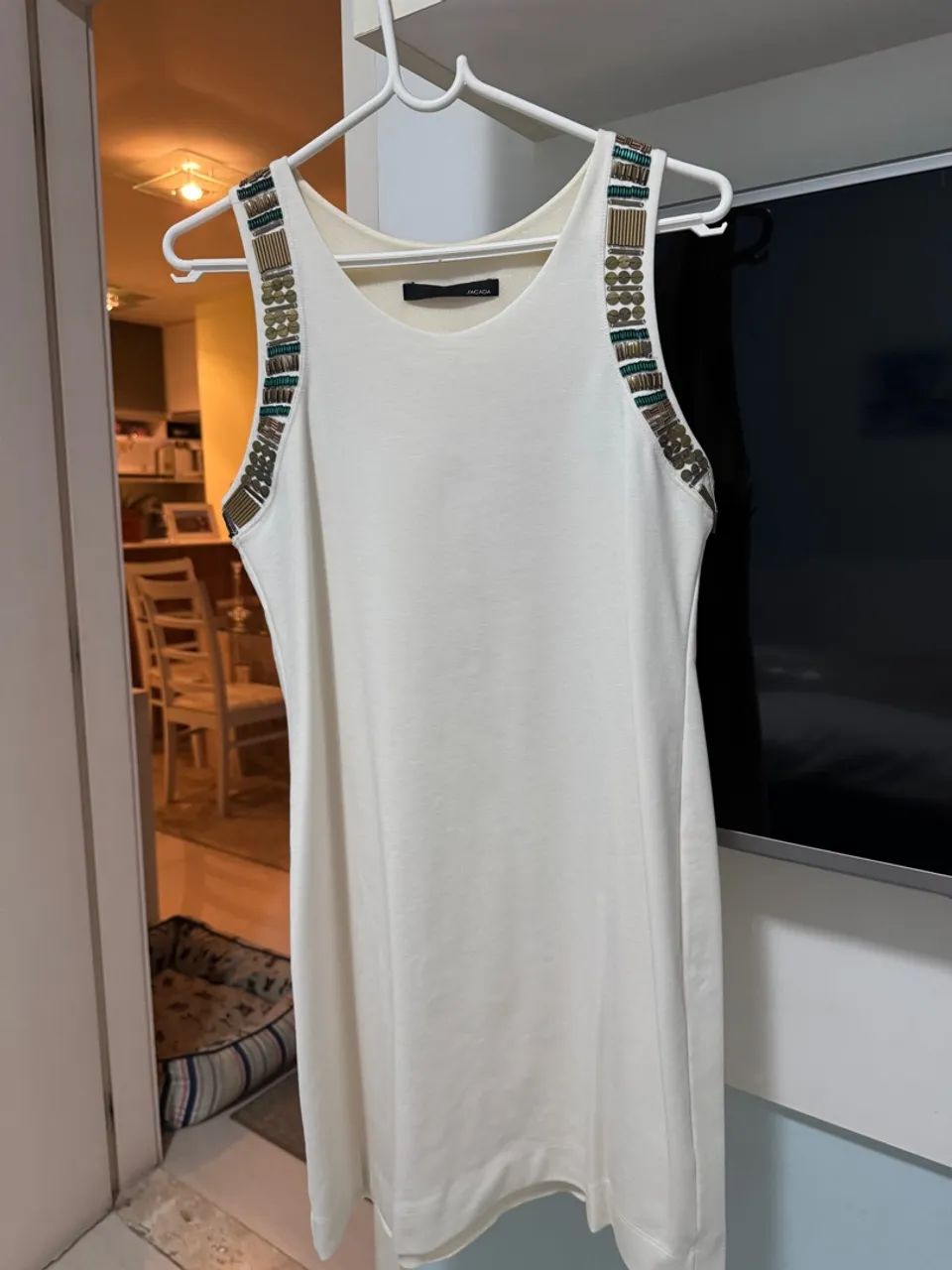 Vestido branco com detalhes bordado sacada  - Foto 3