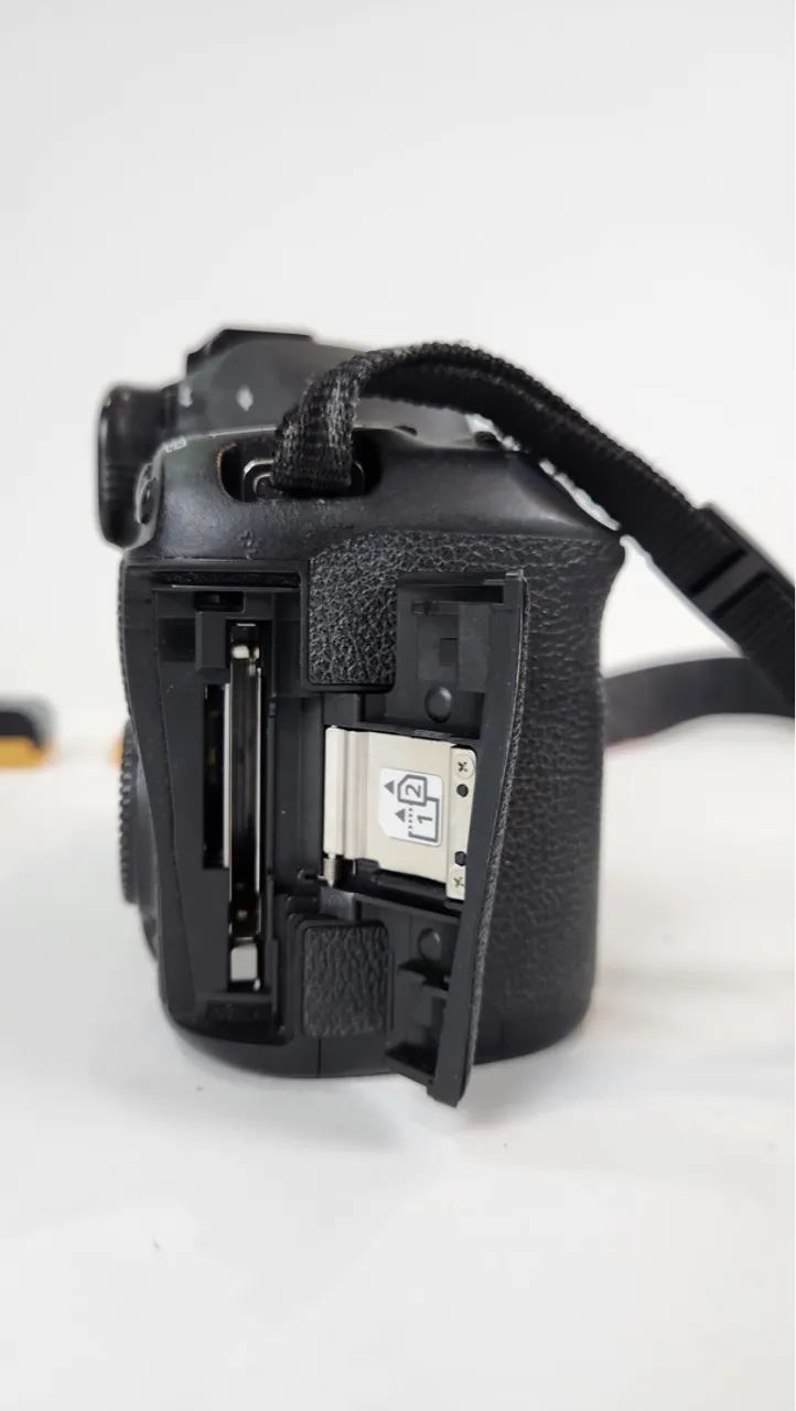 Máquina Fotografica Full Frame Canon EOS 5D Mark III (sem objetiva) - Foto 4