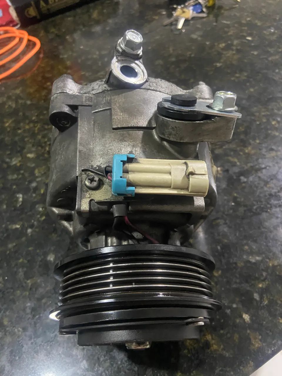 COMPRESSOR ORIGINAL GM AR CONDICIONADO ÔNIX 1.4, LT FLEX  - Foto 3