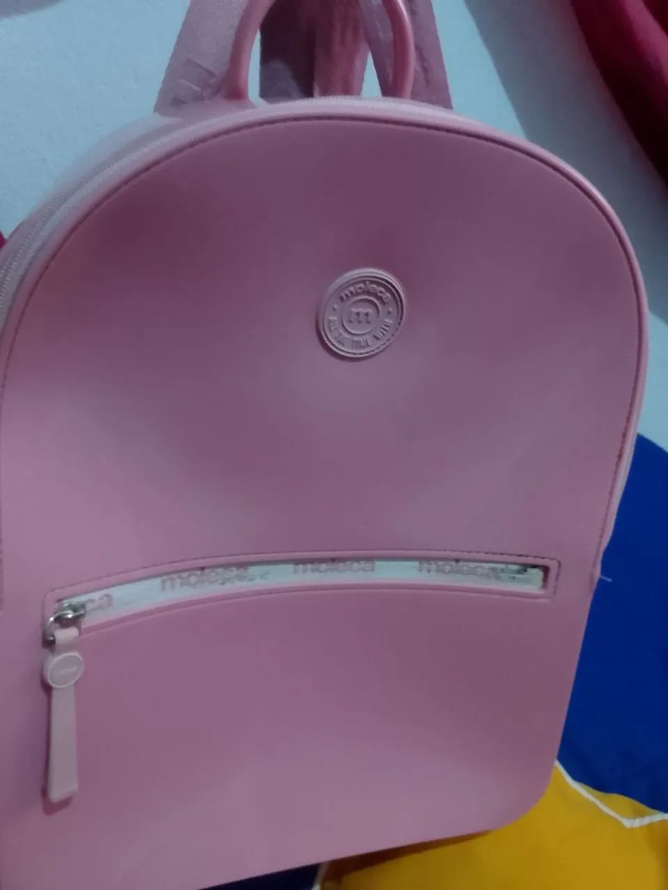 Linda mochila rosa.Marca MOLECA,TODA Ok 80,00