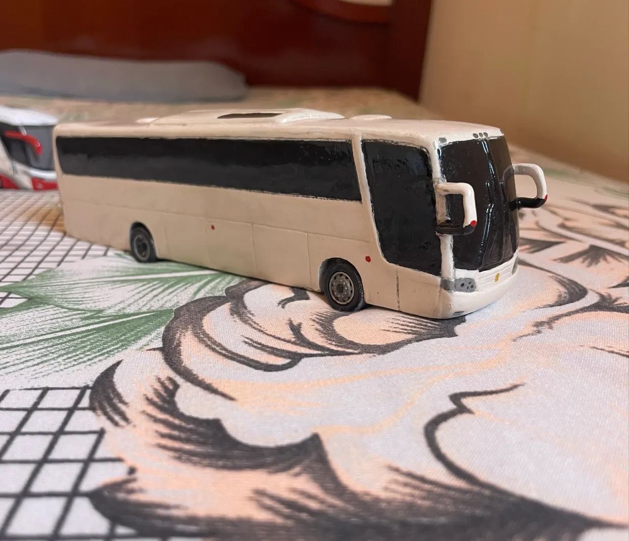 KIT MINIATURAS DE ÔNIBUS  - Foto 5