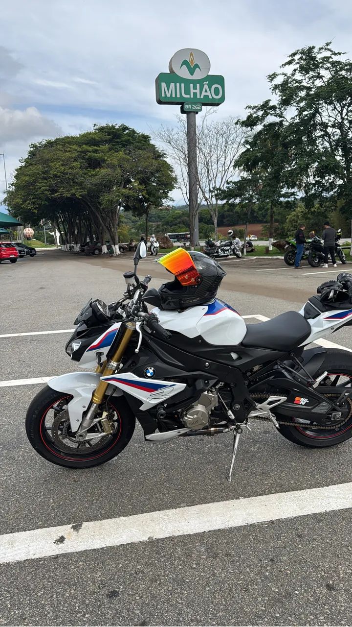 S1000R