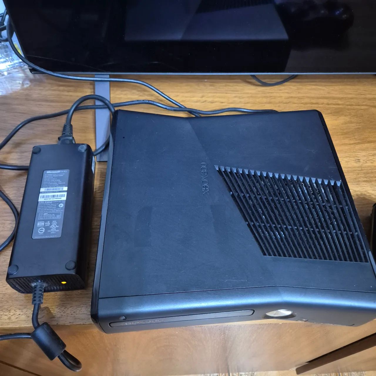 Xbox 360 250GB em perfeito funcionamento  - Foto 3