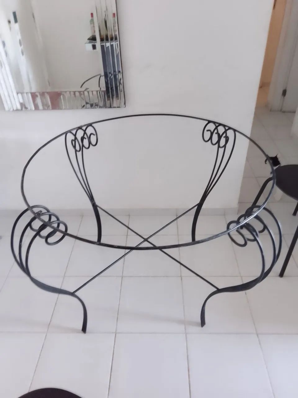 Vendo para para mesa ,de ferro ,modelo vintage . - Foto 2
