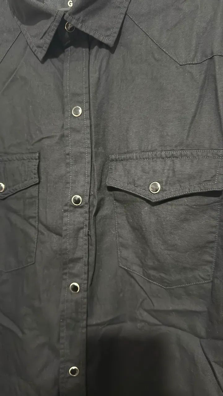 Camisa estilosa preta TAM G