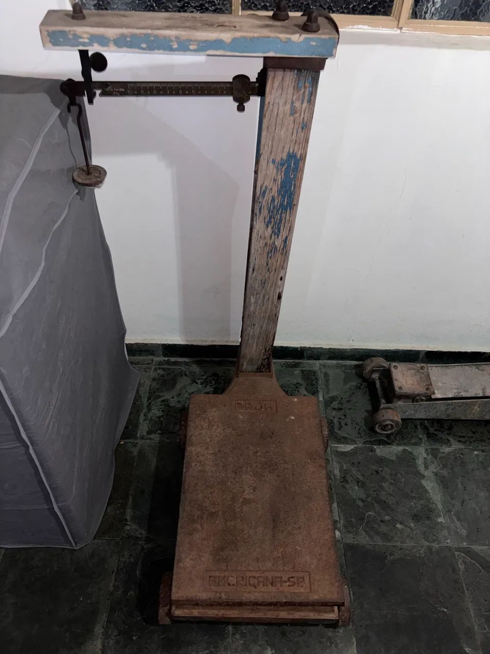 Balança antiga ARJA