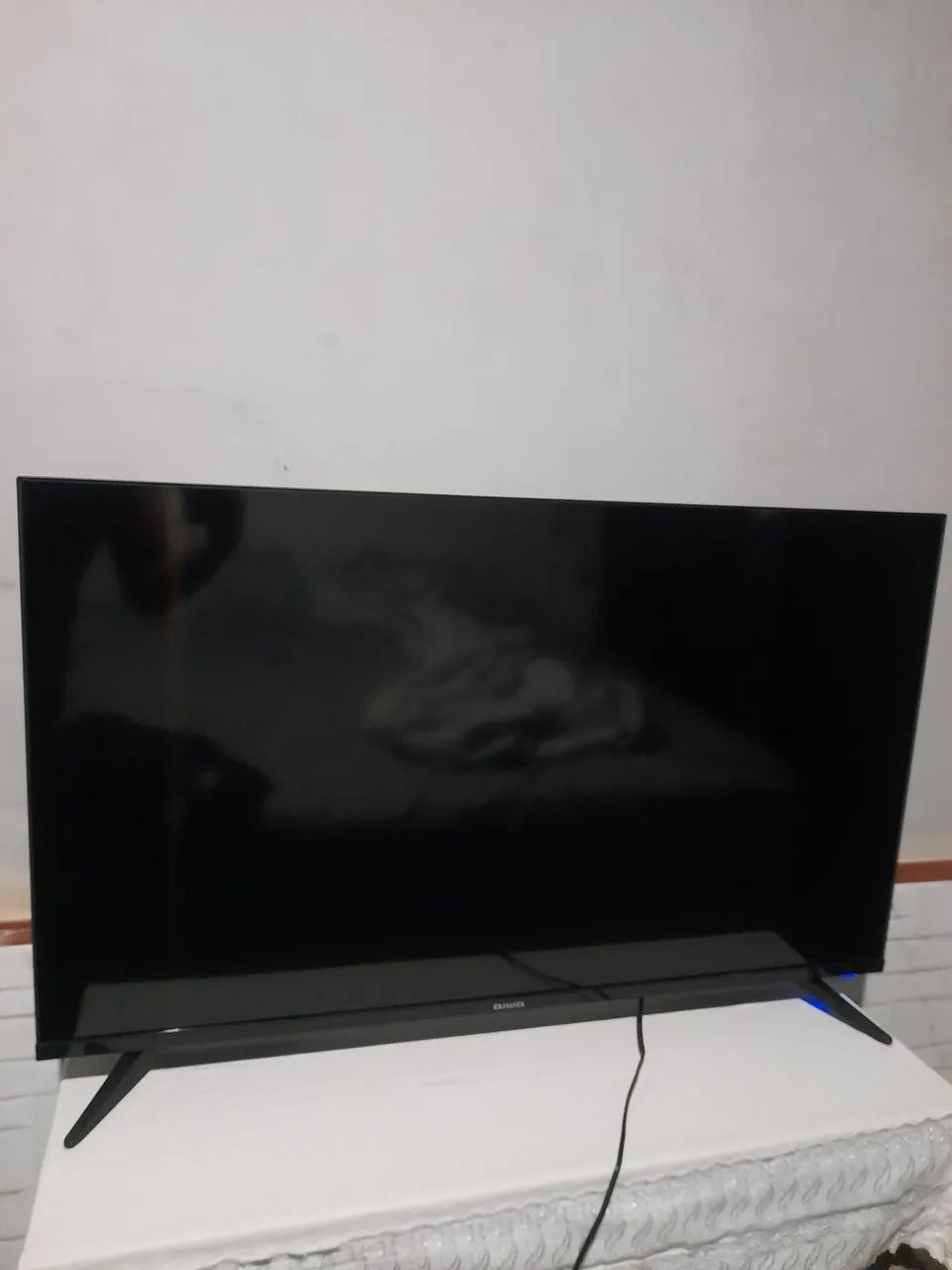 Televisão nova 43 plegadas.
