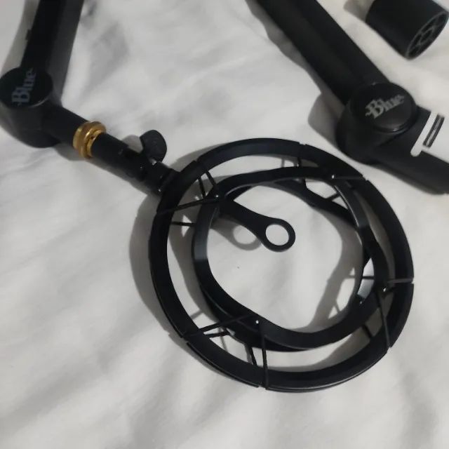 Suporte para microfone Blue yeticaster - Foto 3