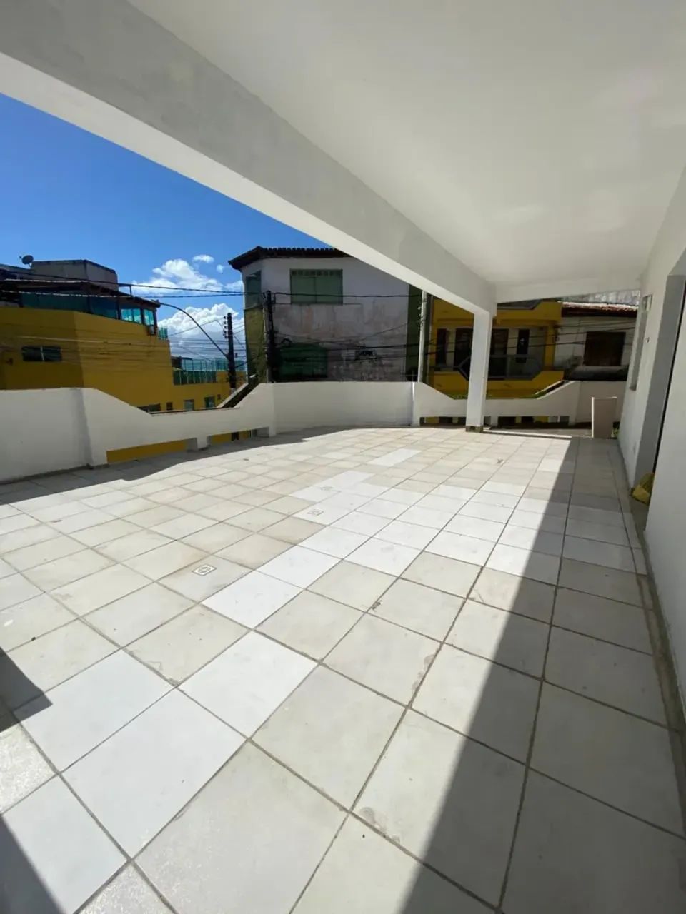 ALUGO CASA AMPLA NO CENTRO - Foto 4