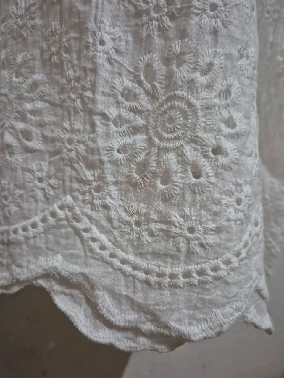 VESTIDO EM LAISE BRANCO - Foto 3