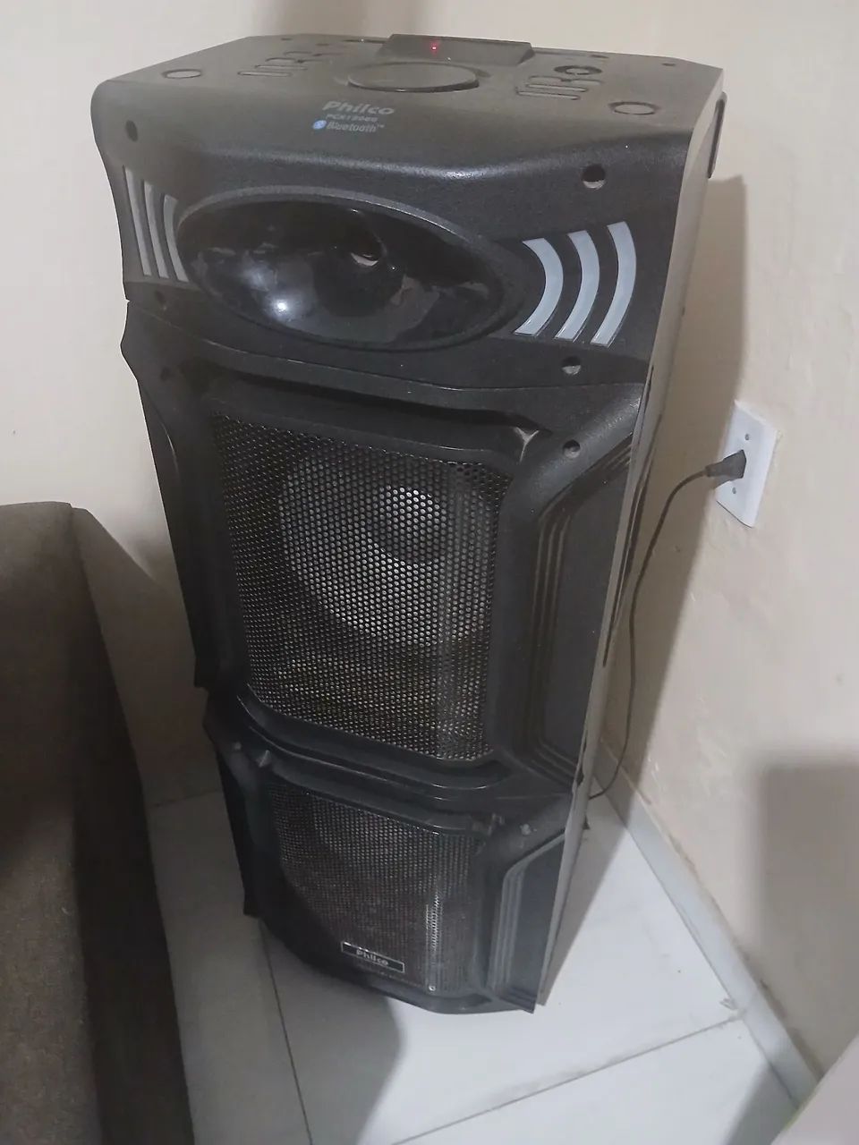 Uma caixa de som 