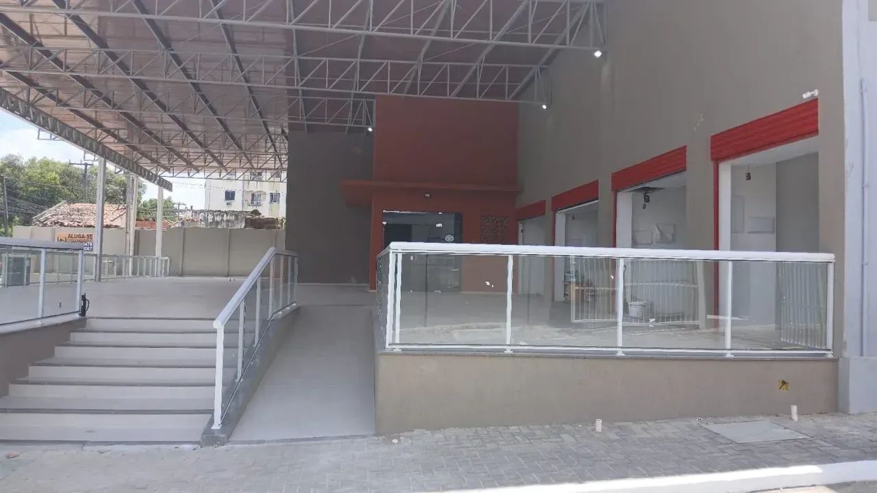 Lojas comérciais - Messejana - Av. Frei Cirilo - Foto 2