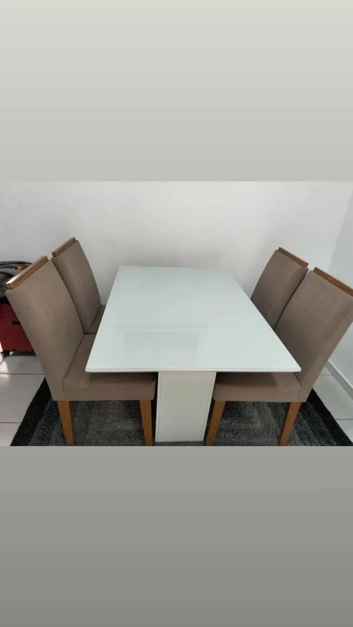 Mesa com 4 cadeiras  - Foto 4