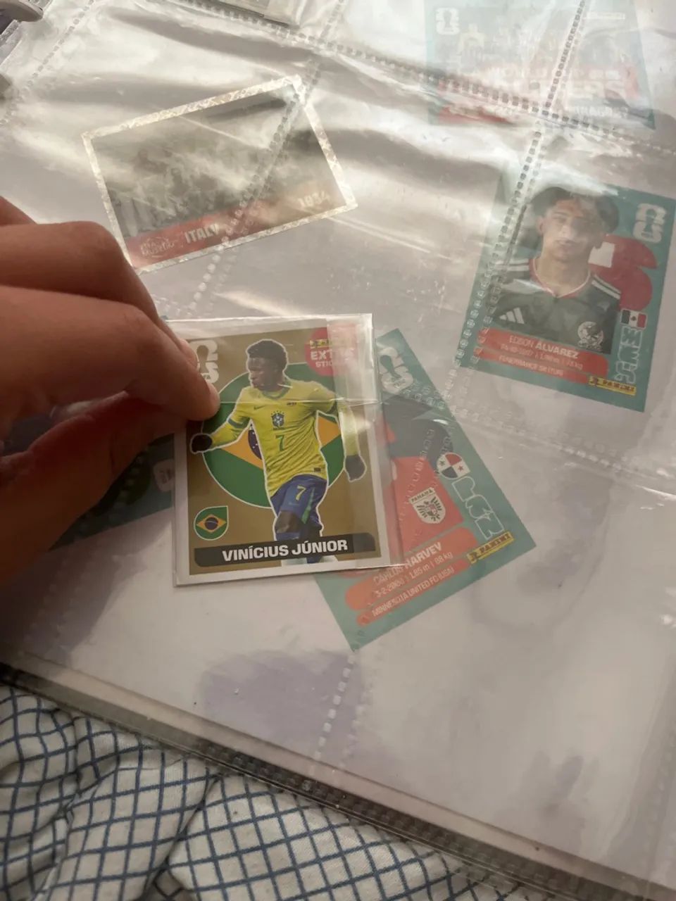 Figurinha Legend Ouro Vini Júnior Copa 2026