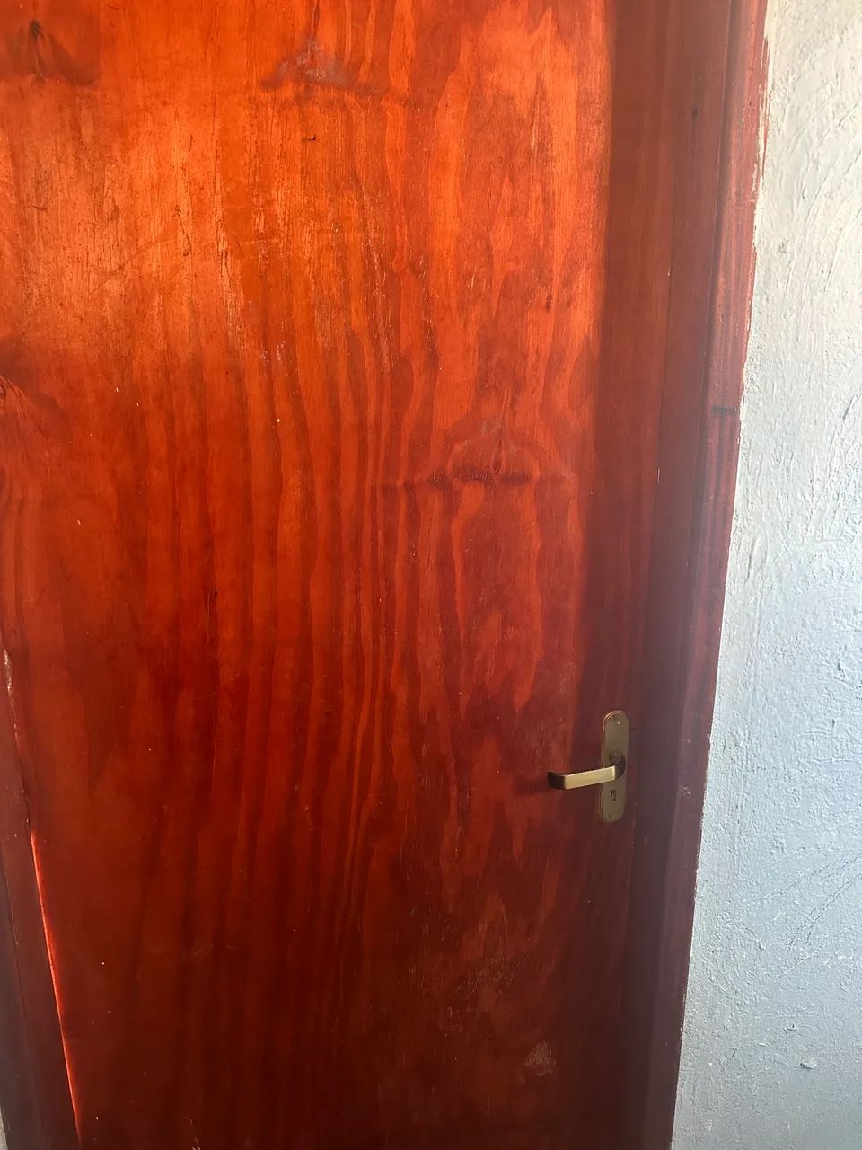 Alugo Kitnet em Padre Miguel 