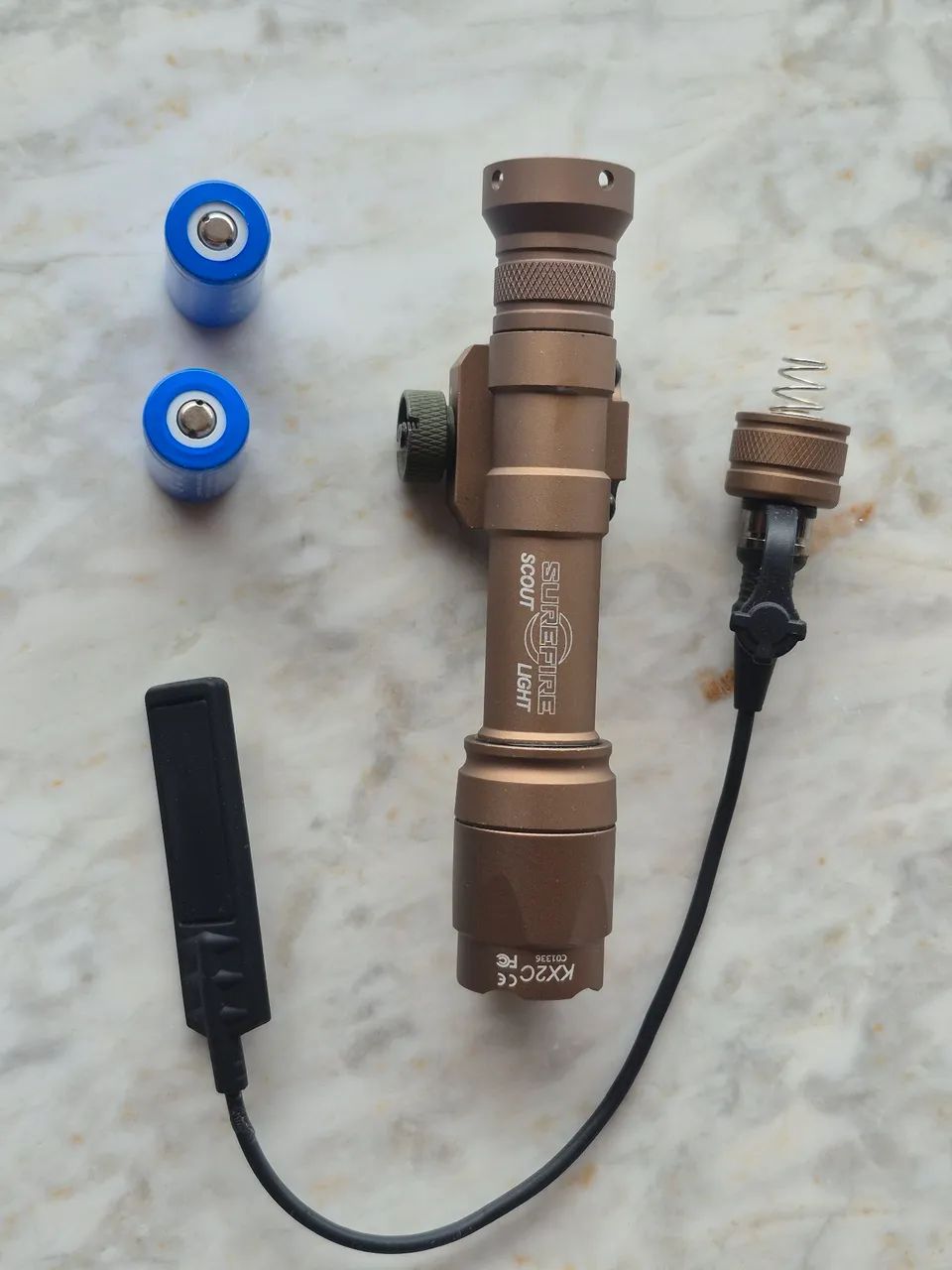 Lanterna WADSN "Surefire" M600C, COM BATERIAS E CASE - Foto 3