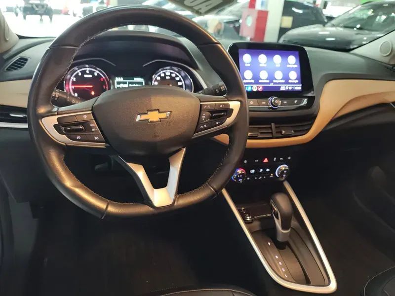 Chevrolet Onix Plus Premier 2, foto 9 de 16