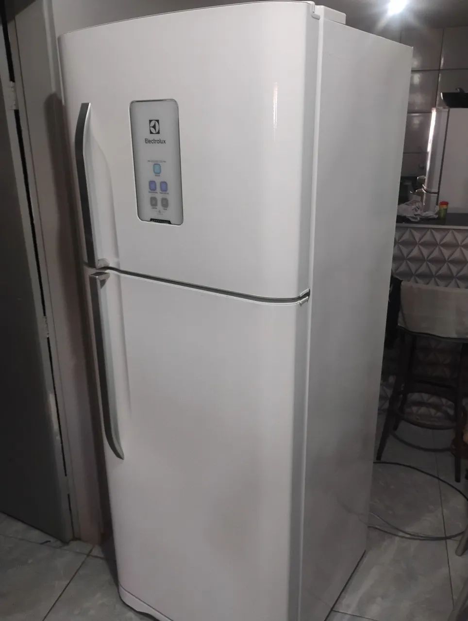 Geladeira Electrolux 435 litros com entrega e garantia  - Foto 4