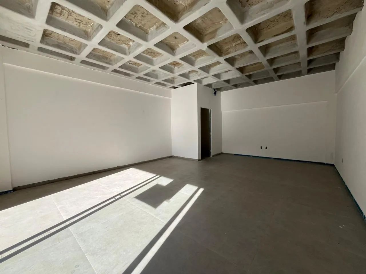 Sala Comercial em galeria para aluguel no Centro de Chapecó - Foto 3