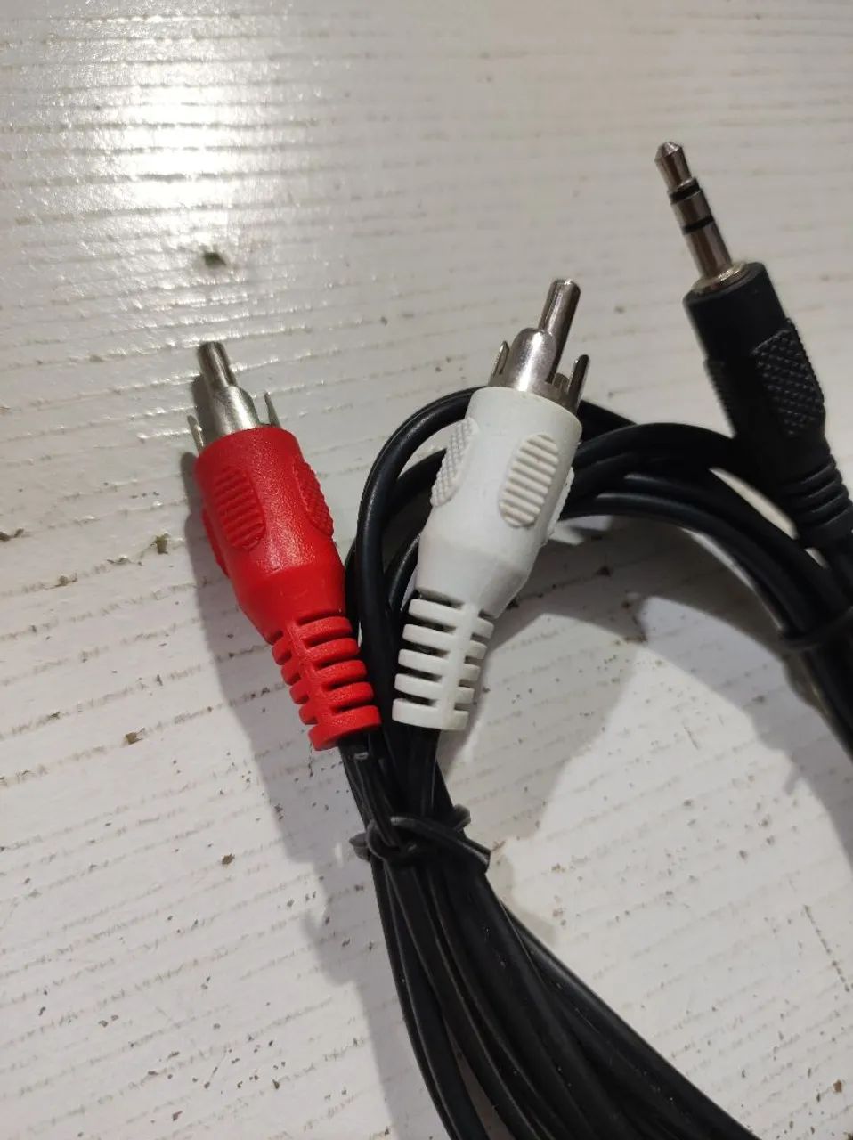 Cabo P2 x 2RCA 1.5M Áudio  - Foto 2