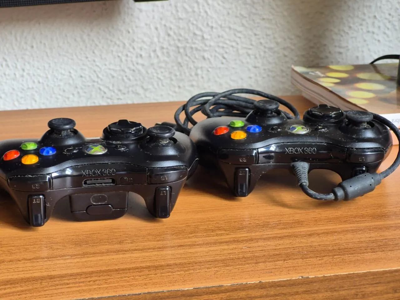 2 Controles Xbox um genérico e outro original  - Foto 3