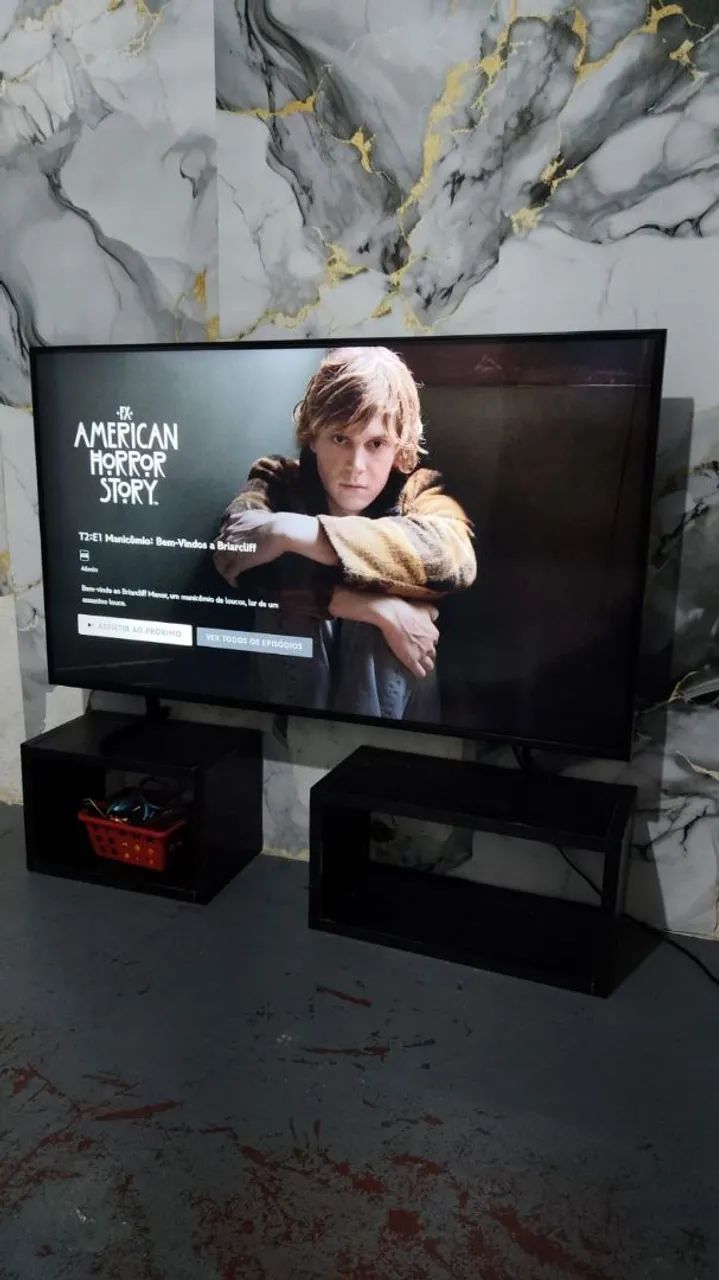 Vendo uma tv 43 polegadas smart sansung 