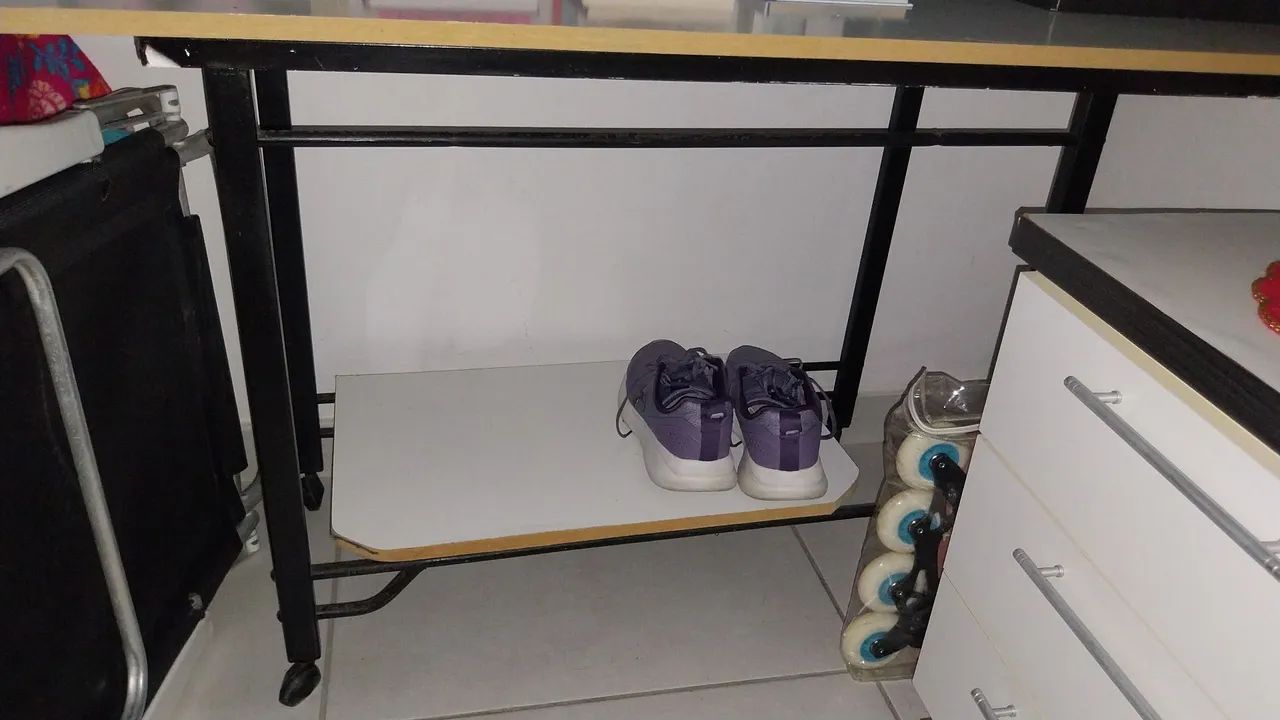 Mesa de estudos ou ofício - Foto 3
