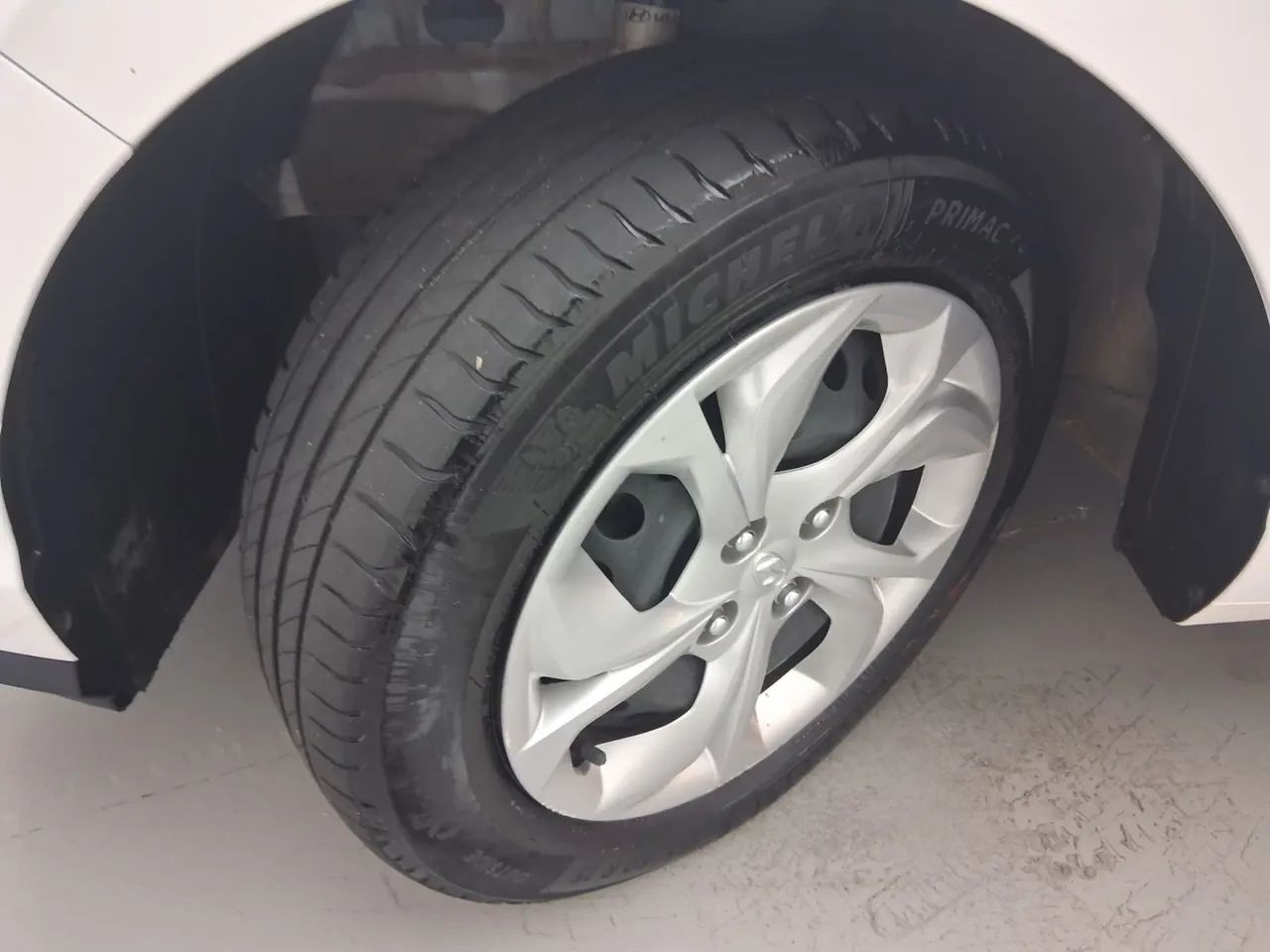 Hyundai HB20S Comfort Plus 1.0 TB Flex 12V Mec., foto 11 de 18