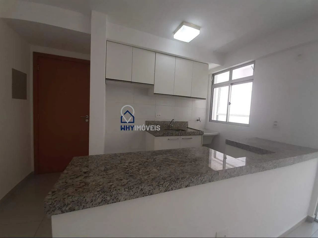 Apartamento 1 quarto no Centro (fundo) com varanda e 1 vaga - Foto 3