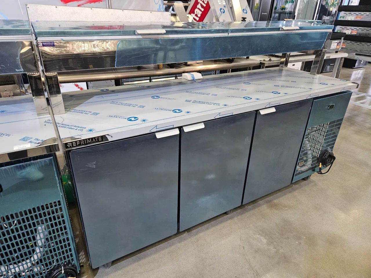 balcão refrigerado de inox com condimentadora 2m