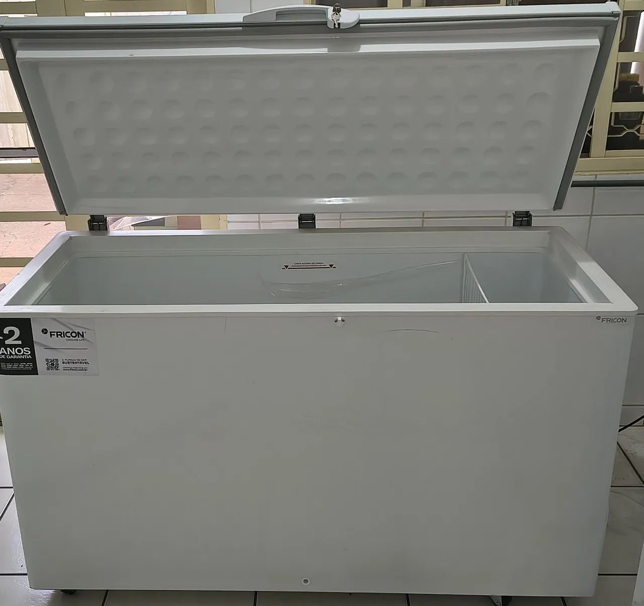 Frezer dos Sonhos - Espaço de sobra para conservar tudo!! - Foto 2