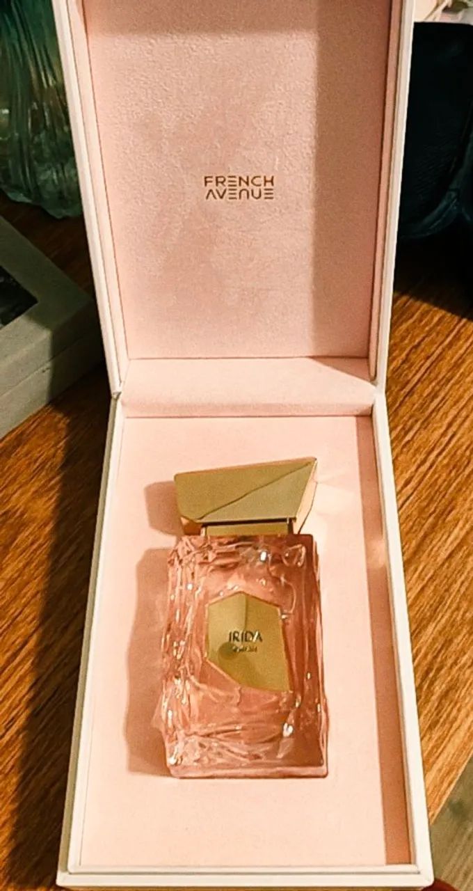 Perfume novo IRIDA EXTRAIT.