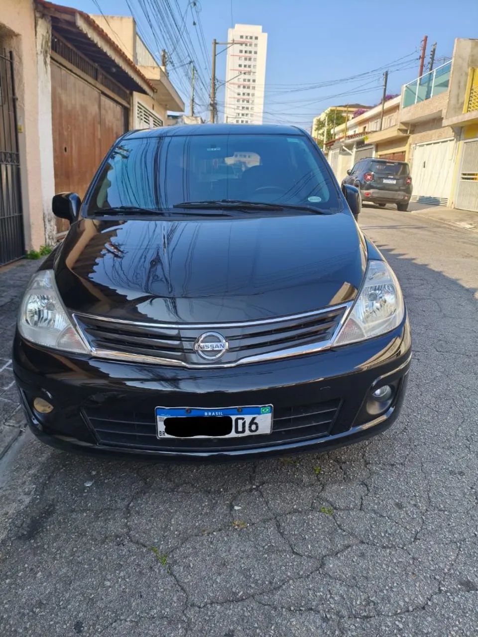 Nissan Tiida 2013