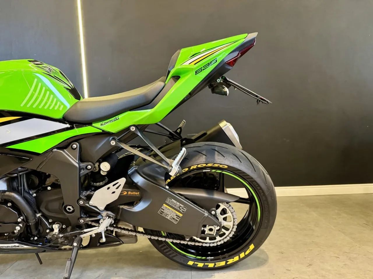jkt252525さん6-17-6 Kawasaki Ninja ZX-6R 2025: ficha técnica, preço e itens de série