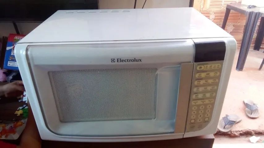 microondas 30 litros 127 w  - Foto 2