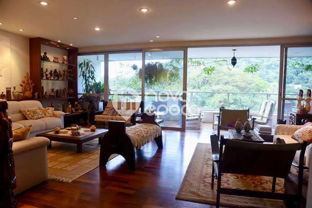 Gávea | Apartamento 4 quartos, sendo 1 suite