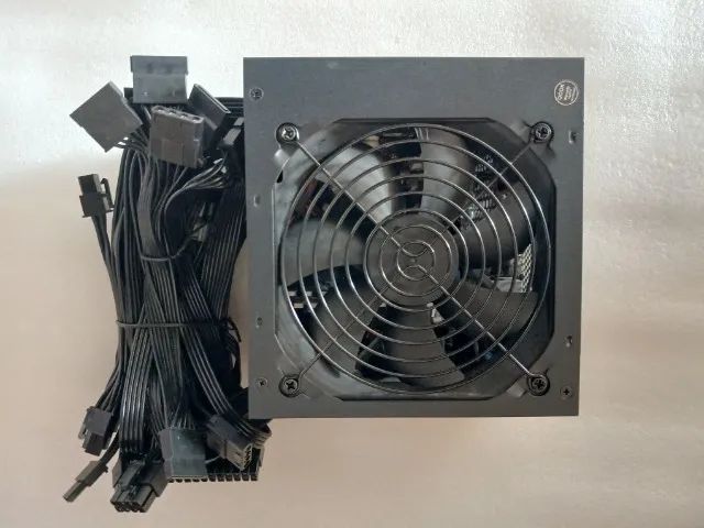 Fonte Cooler Master MWE Bronze V2 650W 80 Plus Bronze com Caixa - Foto 3