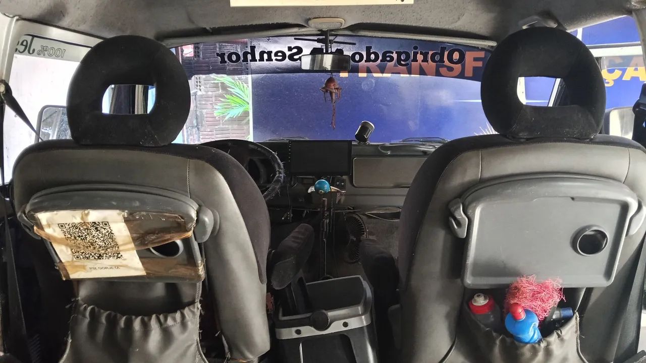 Kombi 12 lugares - Foto 4