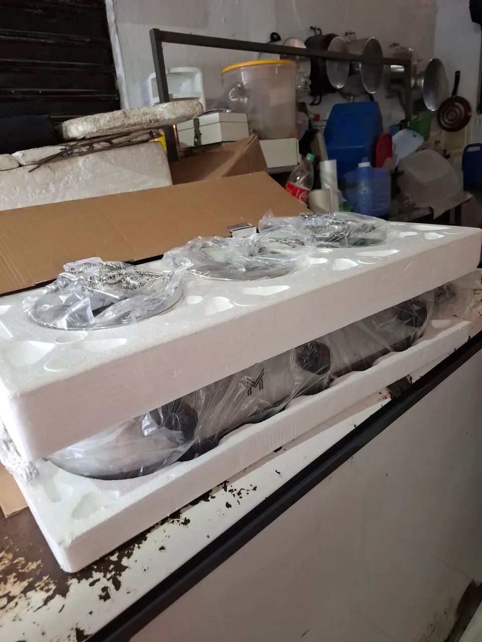 Vendo triplo buffet, novo na caixa prá vender logo desistir do negocio e desapegar!! - Foto 2