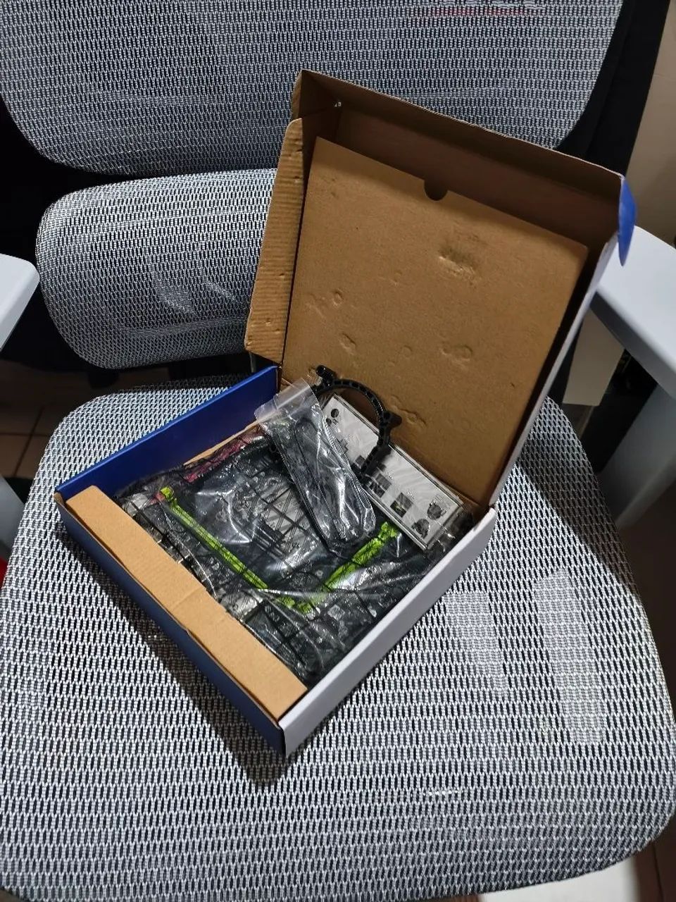 Vendo placa mãe x99 NOVA NUNCA USADA  - Foto 5