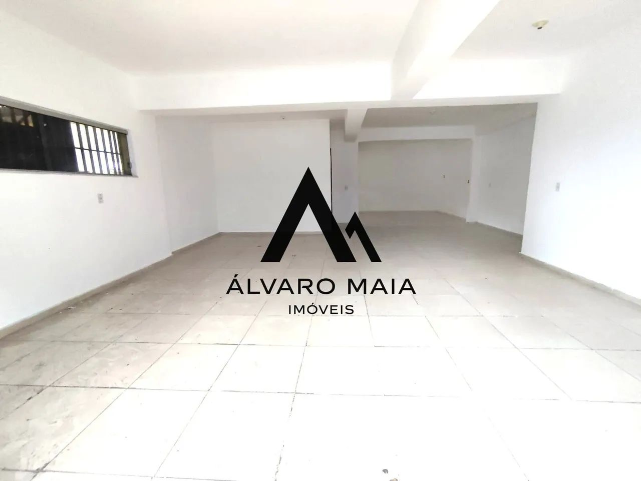 Loja para locaçao no Barro Preto