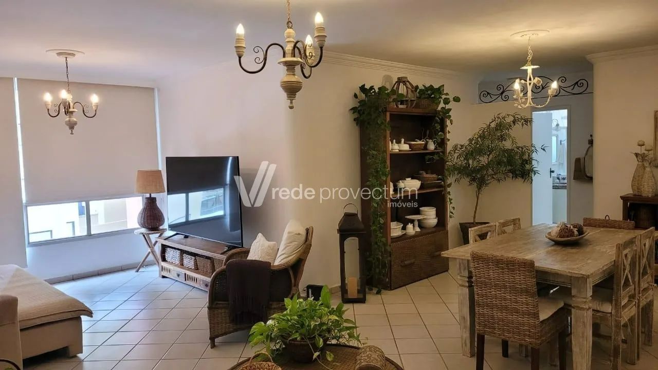Apartamento à venda no Centro